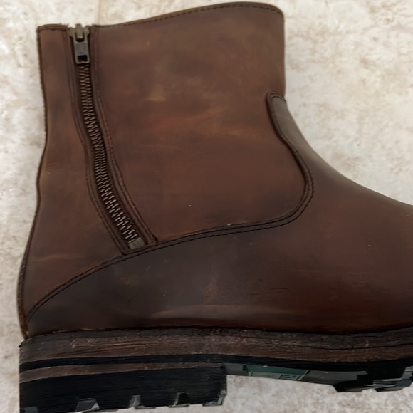Frye Mens William Lug Zip Boot - New - Picture 10 of 13